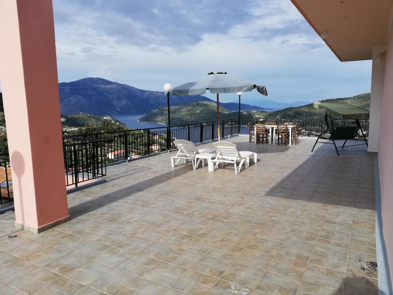 Calypso Apartments Ваті Екстер'єр фото