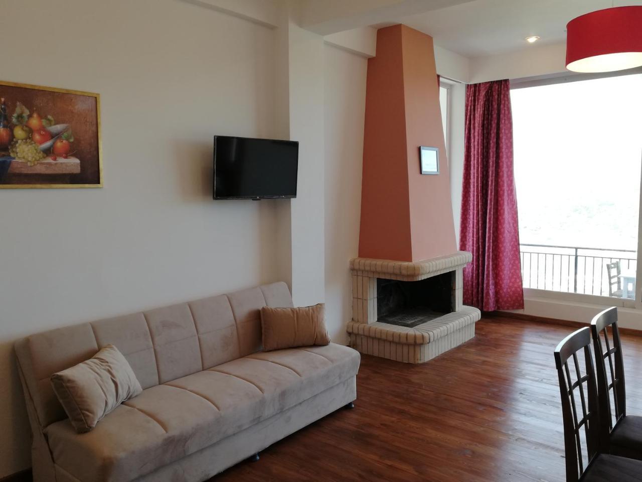 Calypso Apartments Ваті Екстер'єр фото