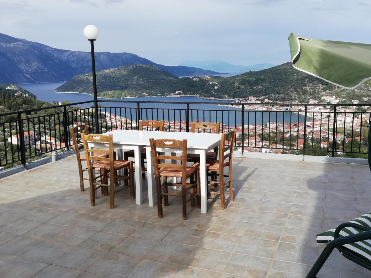 Calypso Apartments Ваті Екстер'єр фото