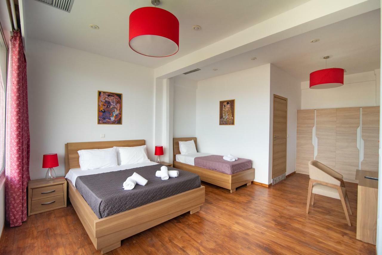 Calypso Apartments Ваті Екстер'єр фото